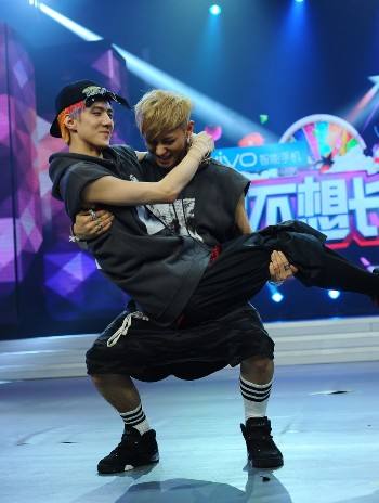 高兴大本营15周年庆典exo 高兴大本营15周年庆典EXO引见 