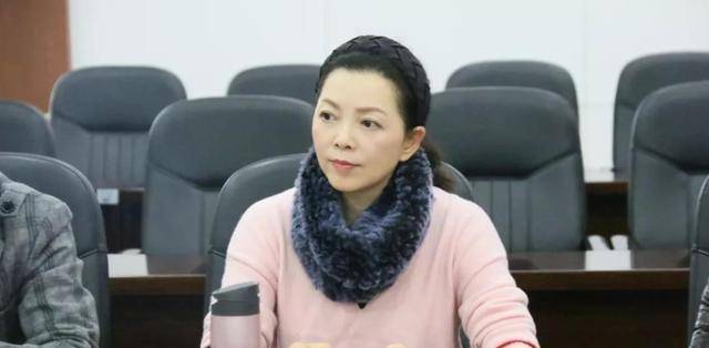 仇晓老公 仇晓老公王辉离过婚了吗 仇晓老公 仇晓老公王辉离过婚了吗