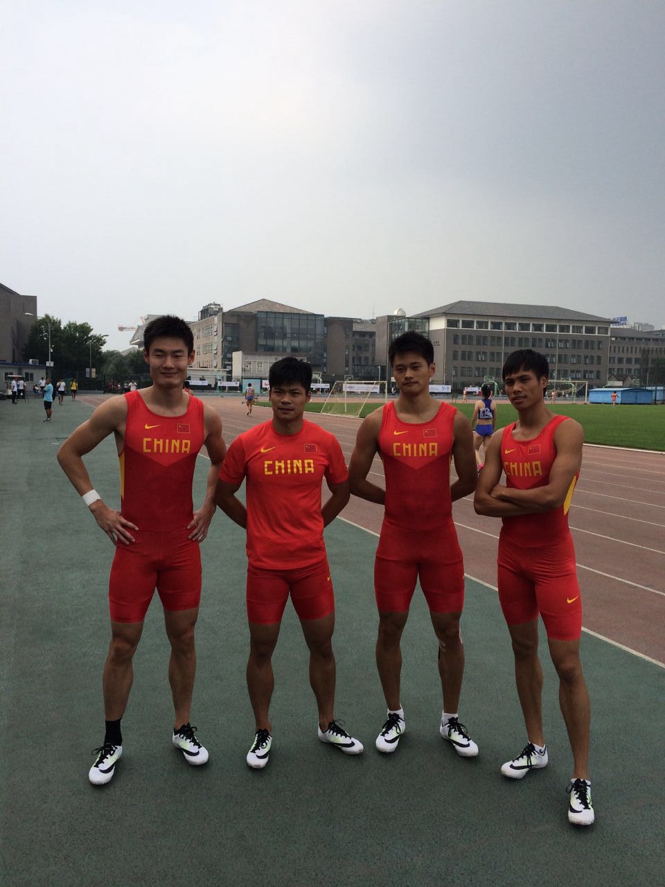 苏炳添身高体重 苏炳添身高体重短跑 