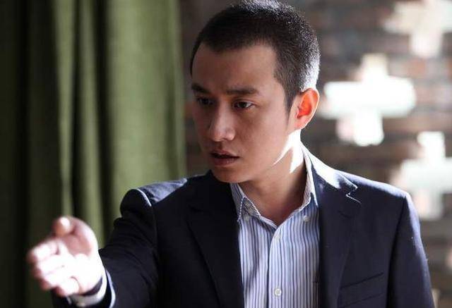 文章近照曝光 文章近照曝光39岁满头青丝 