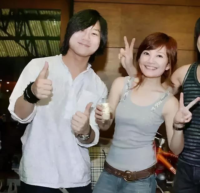 戴佩妮男友 戴佩妮男友有哪些 
