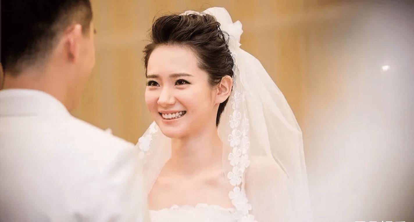 戚薇成婚照 戚薇成婚现场 