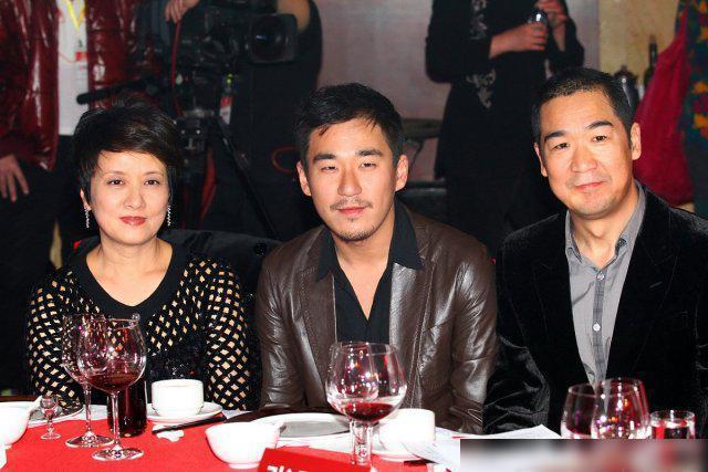 邓婕儿子 邓婕儿子材料图片 