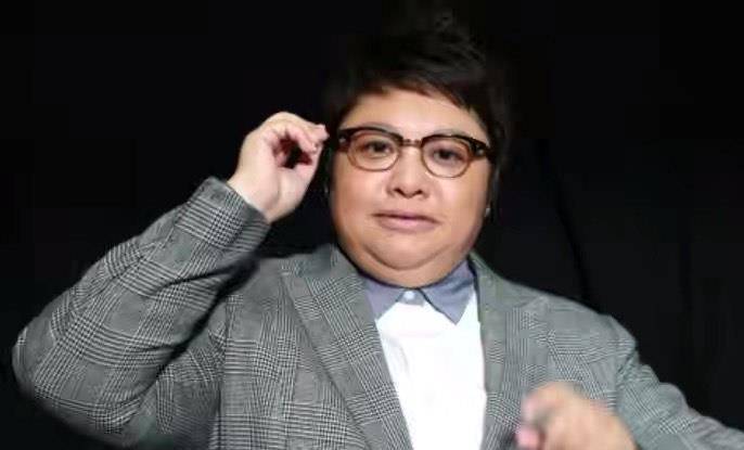 韩红暴瘦后罕现身 韩红暴瘦后首次亮相