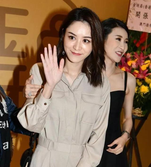 张馨月自责连累林峯 张馨月穿婚纱为林峯唱勇气 张馨月自责连累林峯 张馨月穿婚纱为林峯唱勇气