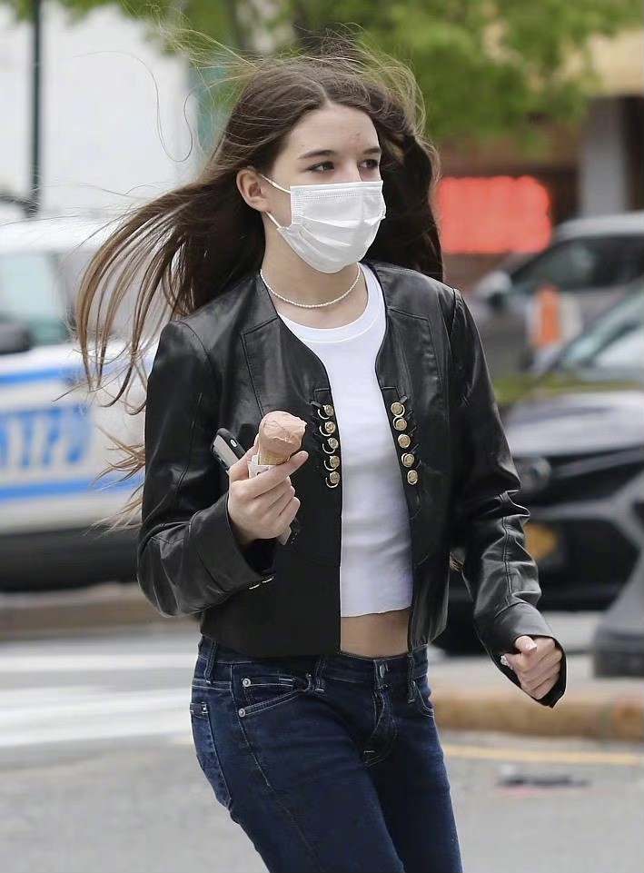阿汤哥的女儿 阿汤哥女儿最新照片曝光 阿汤哥的女儿 阿汤哥女儿最新照片曝光