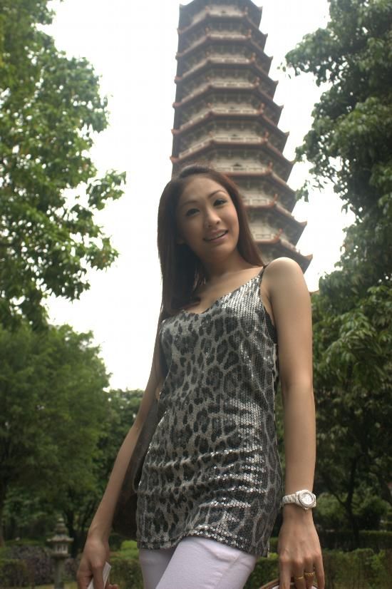 泰国人妖皇后rose 泰国人妖皇后出家为尼 