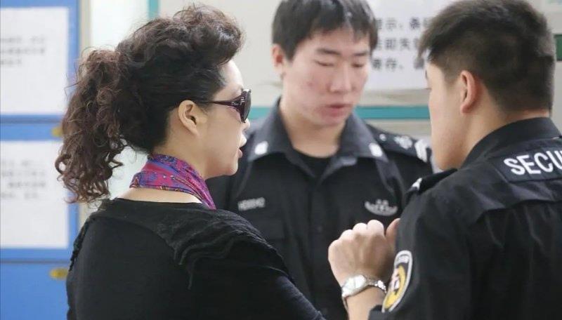 宋祖德爆料李天一的复杂引见