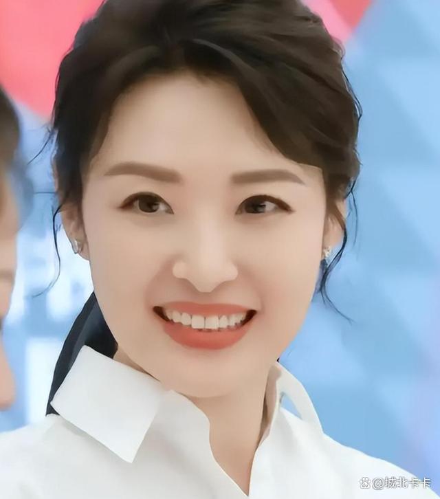 周涛个人资料 周涛个人资料简介图片 