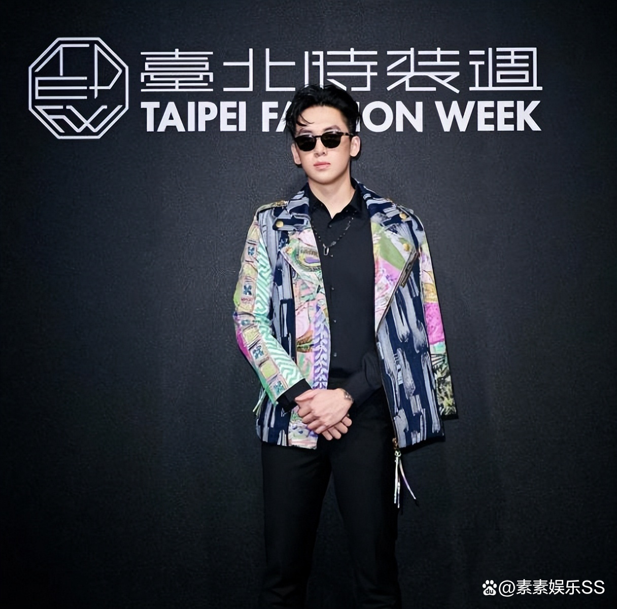 高凌风的儿子 高凌风儿子和女儿唱歌 