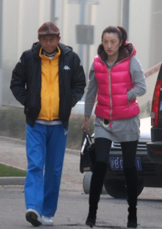 王志文的妻子是谁 王志文的妻子多大 