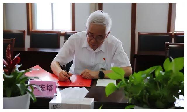 李宏塔简历 李宏塔的任务阅历 