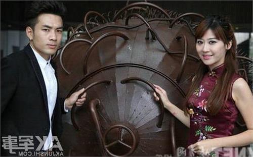 凤毛麟角关昕刘硕 凤毛麟角关昕刘硕牵手乐成 凤毛麟角关昕刘硕 凤毛麟角关昕刘硕牵手乐成
