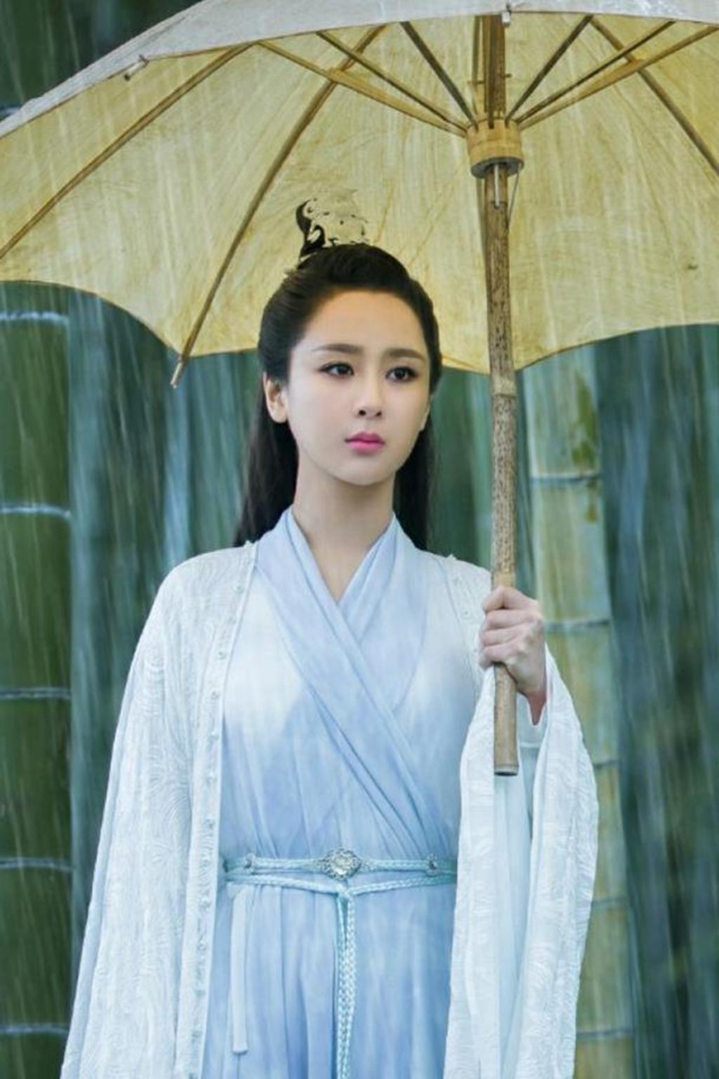 包括杨紫秒删微博的词条