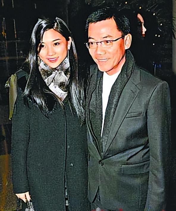 容祖儿杨受成 容祖儿是杨受成的什么人 容祖儿杨受成 容祖儿是杨受成的什么人