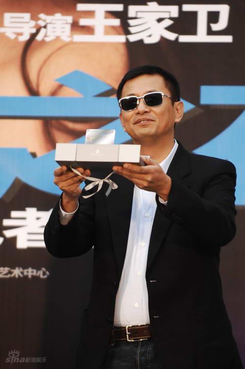 陈以靳 陈以靳年轻时 陈以靳 陈以靳年轻时