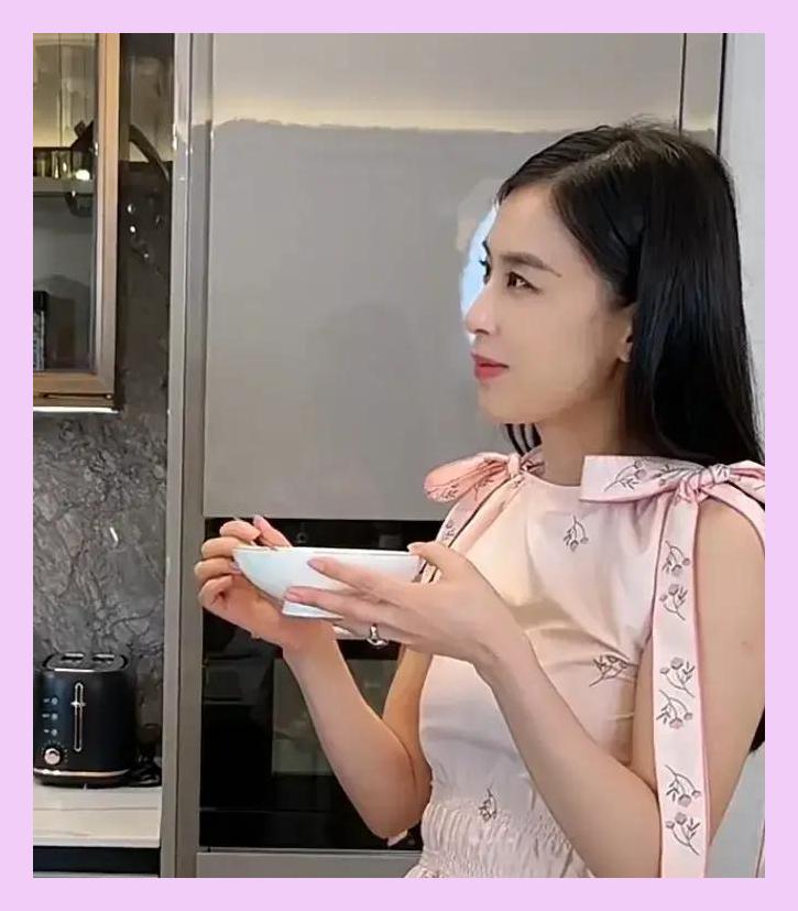 杨子妻子是谁 杨子的妻子长什么样 杨子妻子是谁 杨子的妻子长什么样