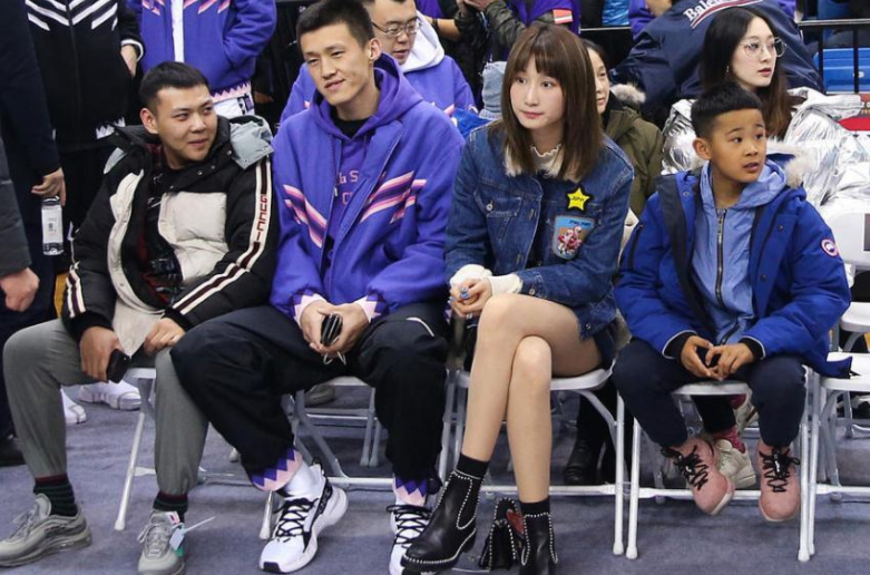 杜峰妻子 杜峰妻子哪里人 