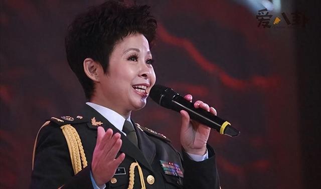 董文华在红楼都陪过谁 董文华在红楼都陪过谁演唱的 董文华在红楼都陪过谁 董文华在红楼都陪过谁演唱的