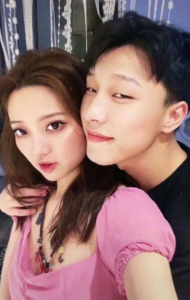 张兆艺新浪微博 张兆艺男朋友郑浩然