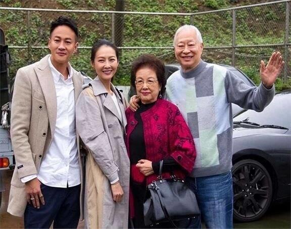 何润东女友peggy 何润东女友有哪些? 