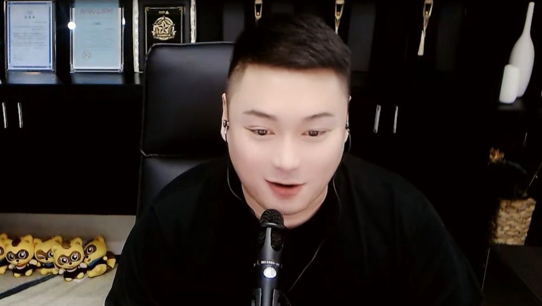 李黑龙 李黑龙和老李 