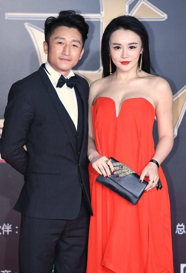 邹市明的妻子 邹市明妻子最近照片