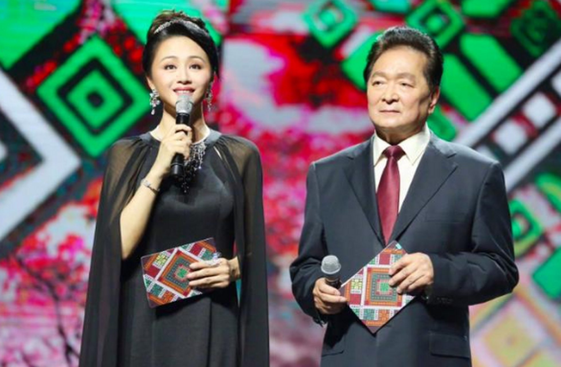 曹颖和王斑 曹颖和王斑仳离了吗 