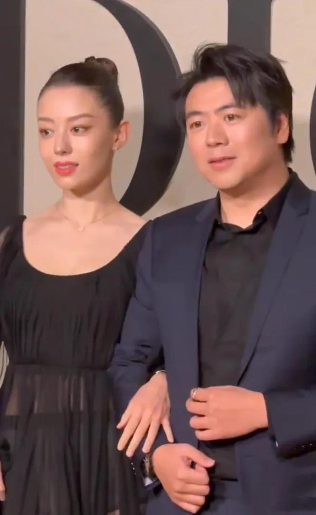 朗朗的妻子是哪个国度人 朗朗的妻子是哪个国度人呢 朗朗的妻子是哪个国度人 朗朗的妻子是哪个国度人呢