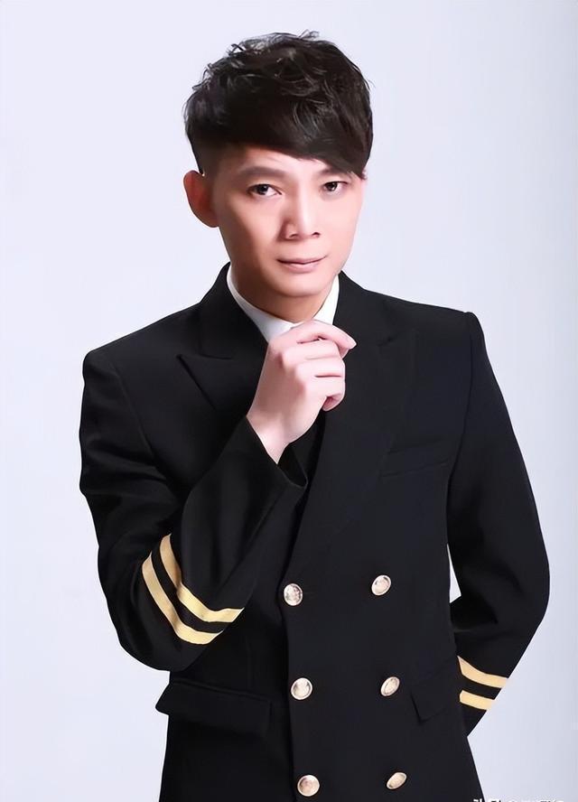 六哲的歌曲 六哲的歌曲大全免费听 六哲的歌曲 六哲的歌曲大全免费听