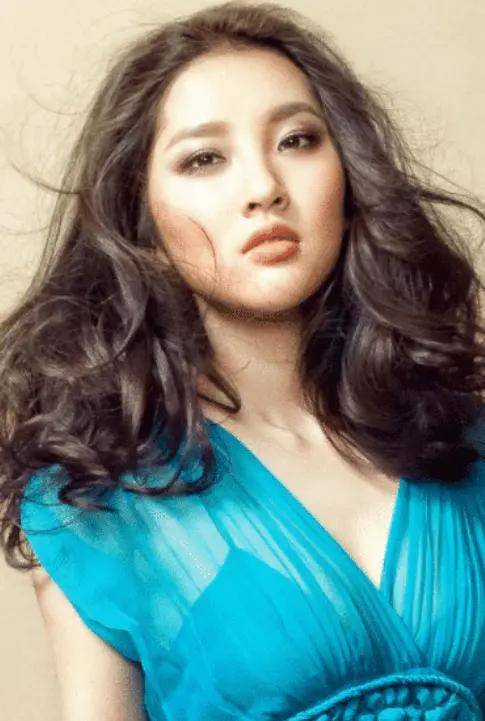 张若昀的妻子是谁 张若昀的妻子长什么样 