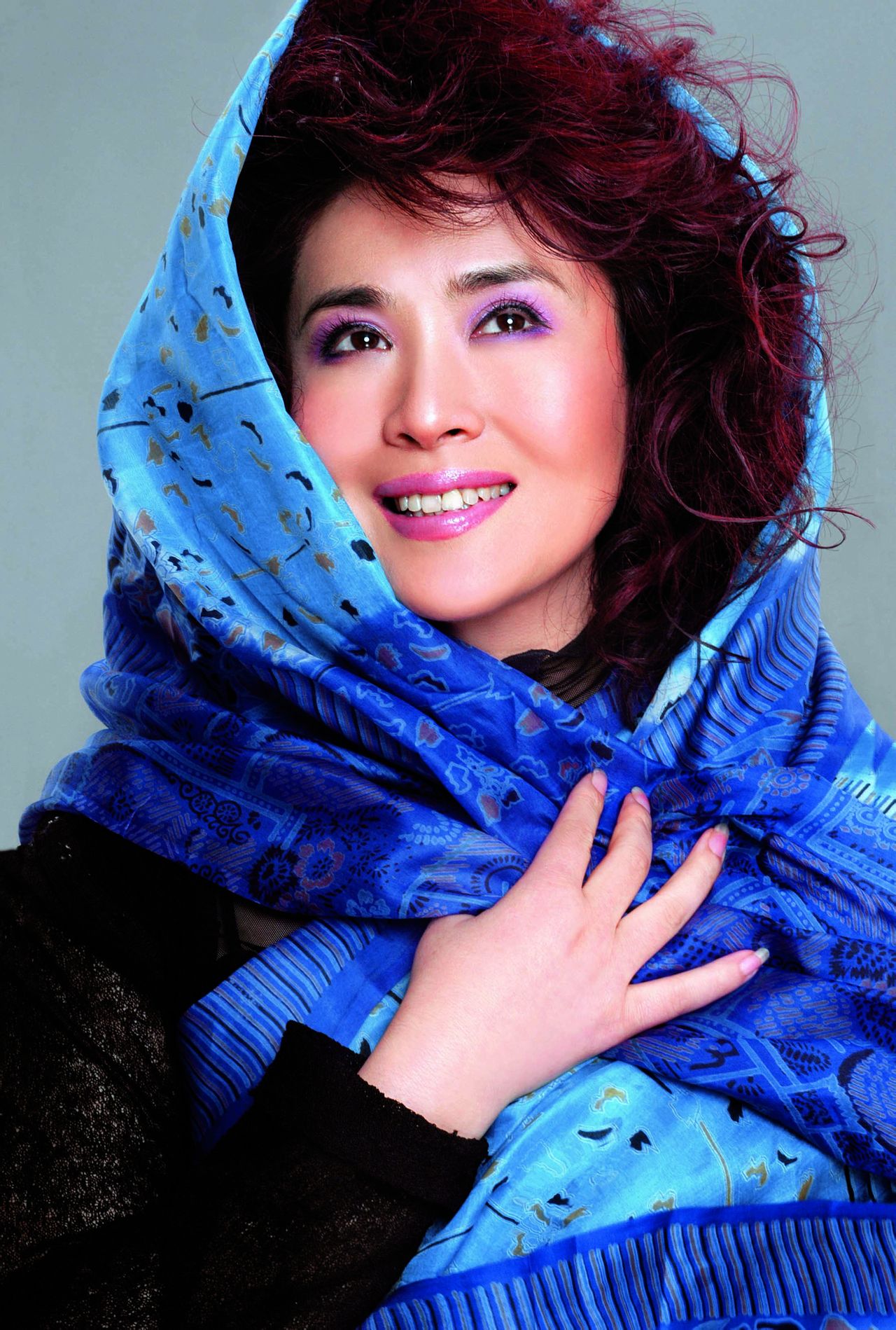 主持人田歌 光彩绽放主持人田歌 