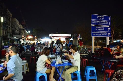 我们这帮打工仔 我们这帮打工仔毕生一世为钱尽力 