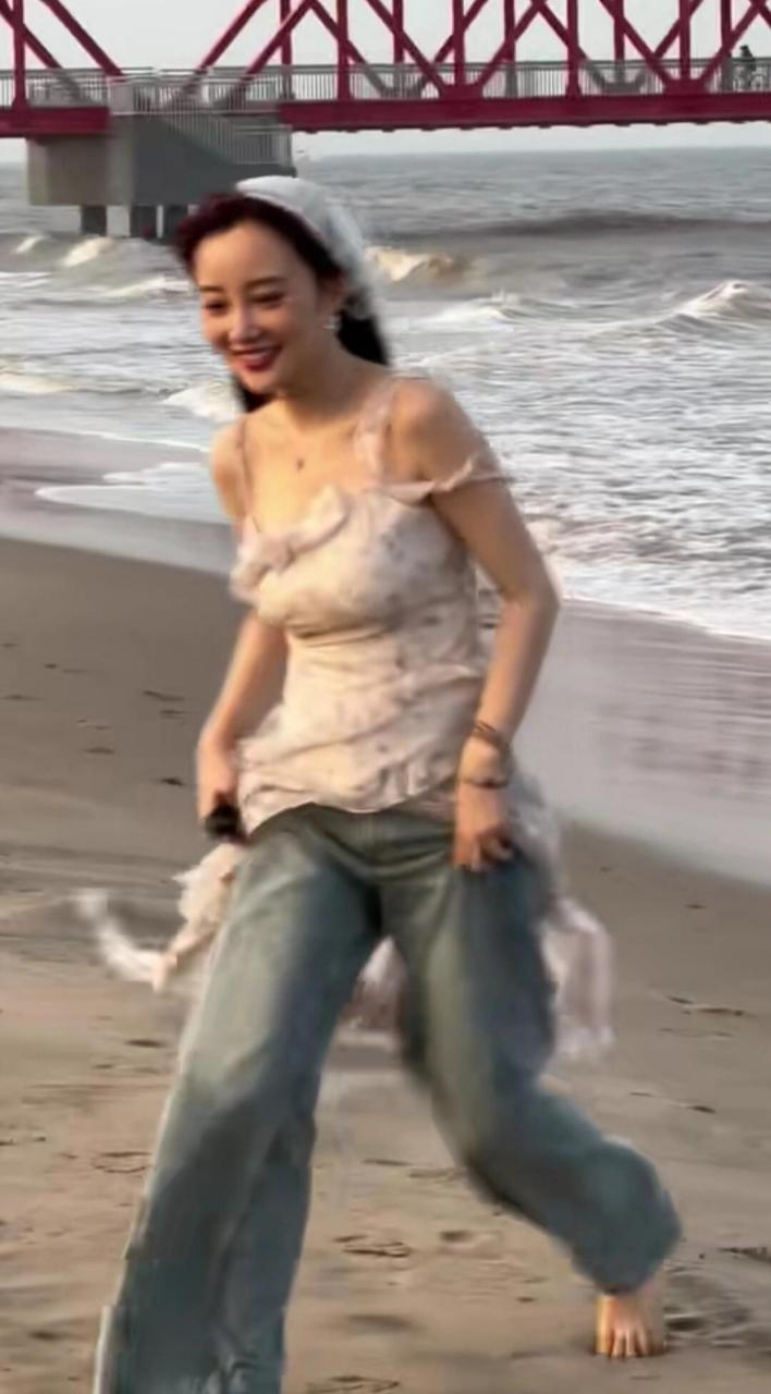 李小璐的伴娘 李小璐伴娘造型 