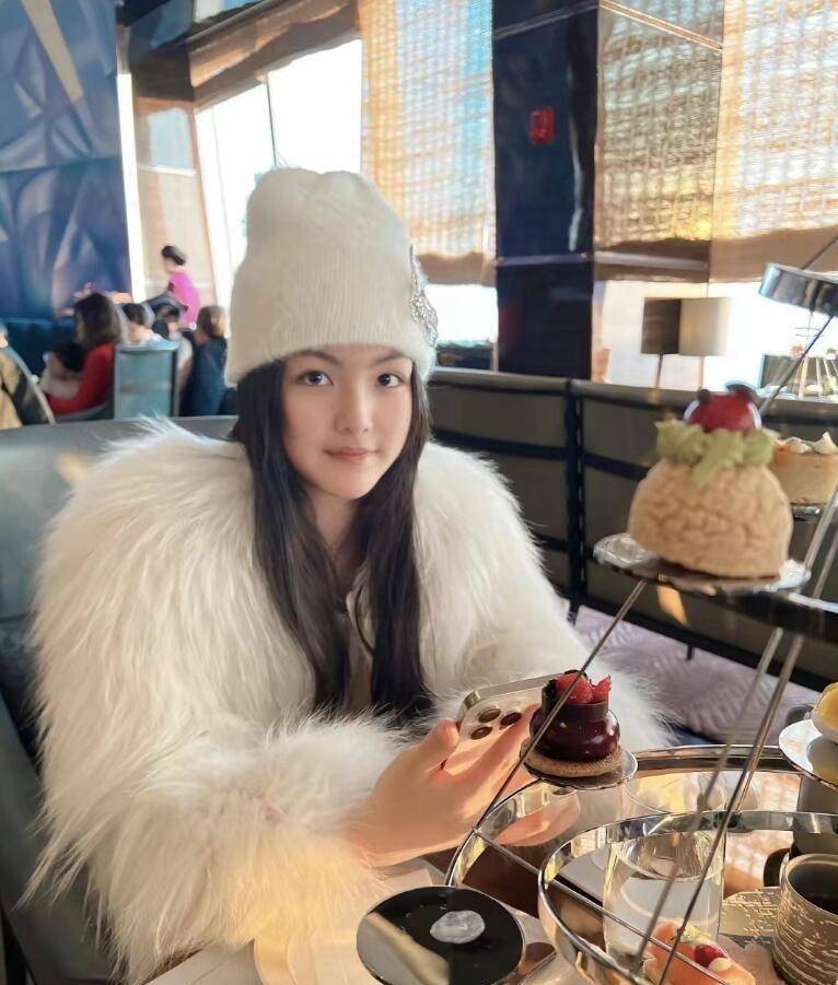王诗龄现在的照片 王诗龄2020近照