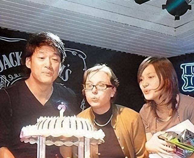 康粹兰 周华健妻子 康粹兰