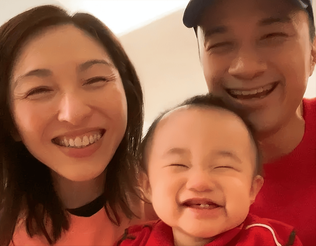 古巨基老婆个人资料 古巨基和他老婆的照片 个人资料