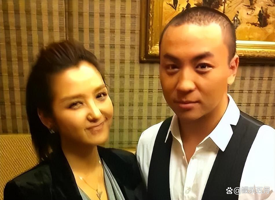 何洁释小龙分离原因 何洁释小龙怎么认识的 