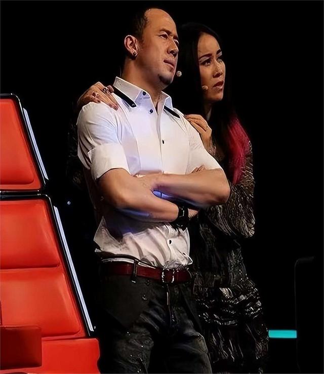 杨坤成婚了吗 杨坤成婚了吗简历团体材料简介 