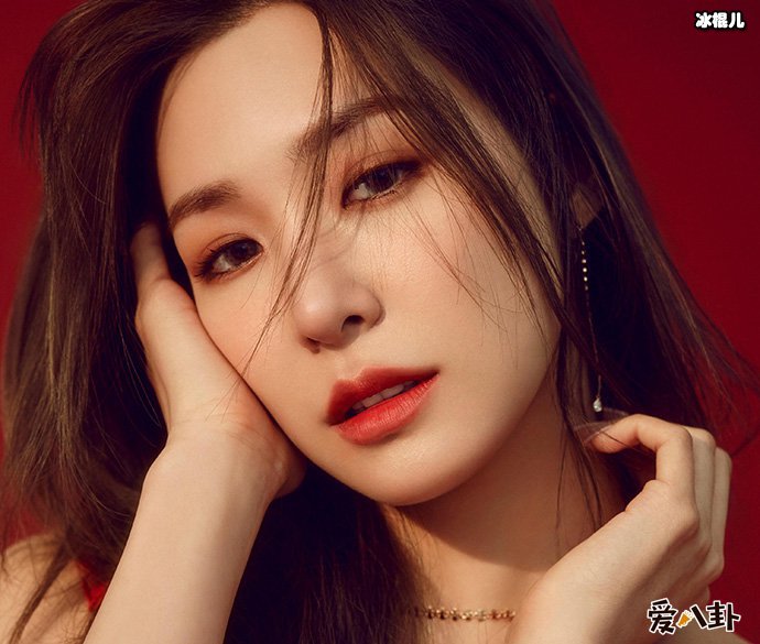 尼坤tiffany牵手图 尼坤和tiffany真的在一起过吗