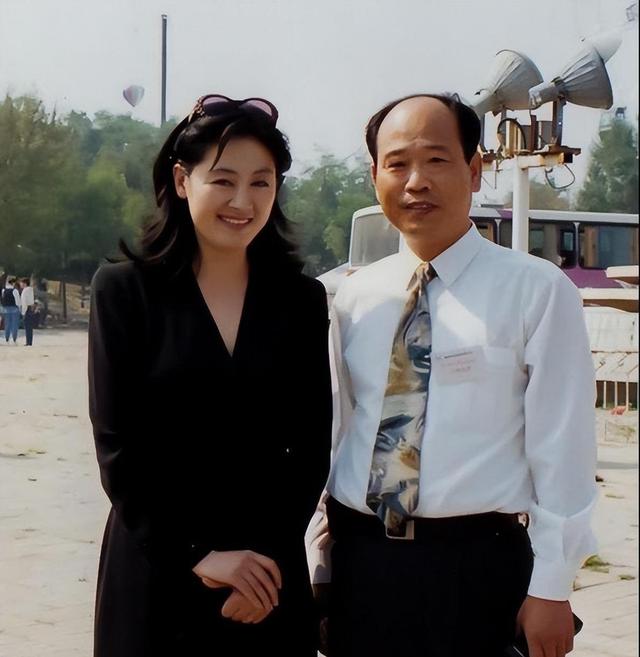 王姬离婚了吗 王姬离婚了吗最新消息 