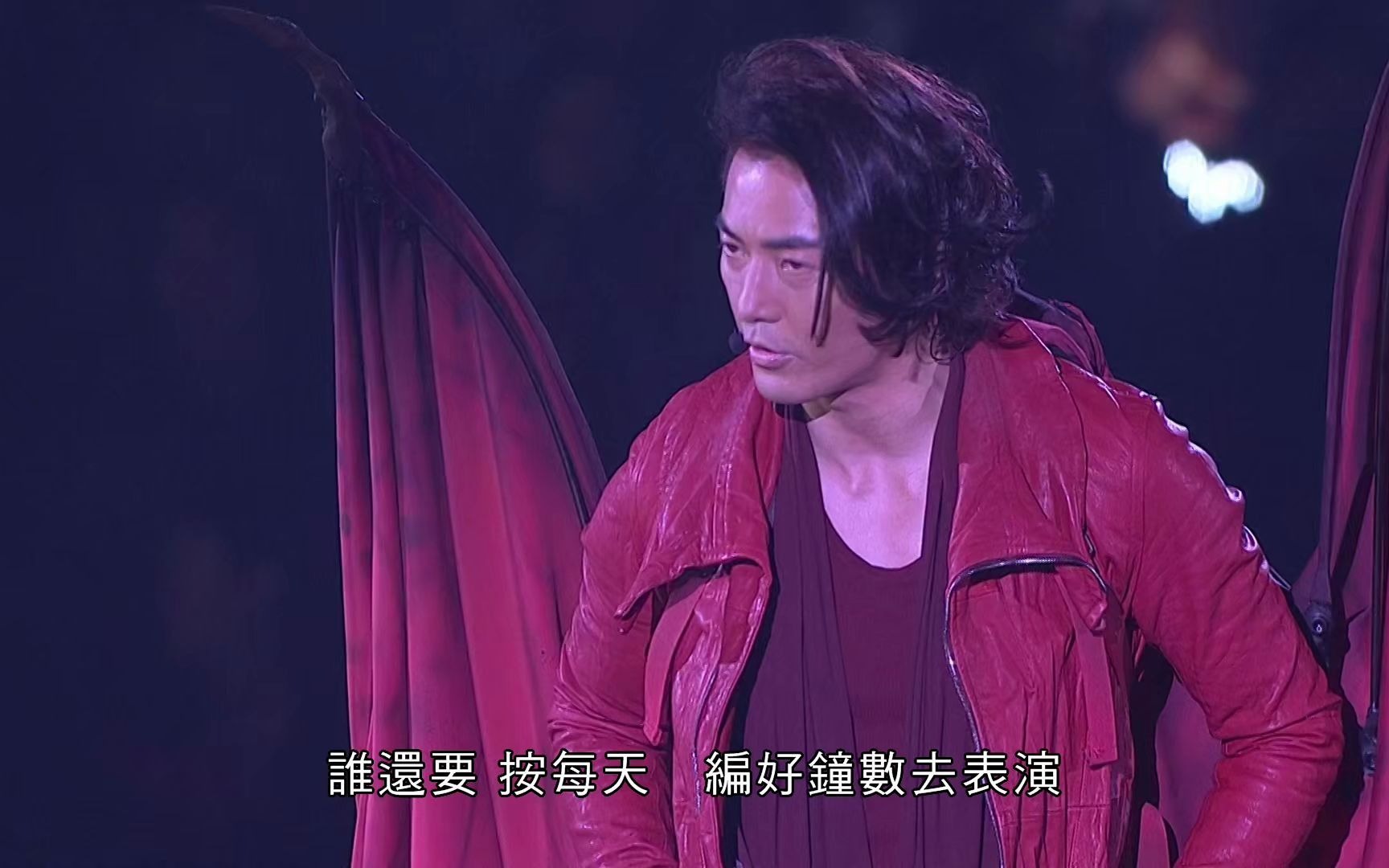 郑伊健2011演唱会 郑伊健2011演唱会与混血美男跳舞 