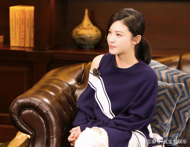 致芳华女主角杨子珊 致芳华杨子姗团体材料 致芳华女主角杨子珊 致芳华杨子姗团体材料