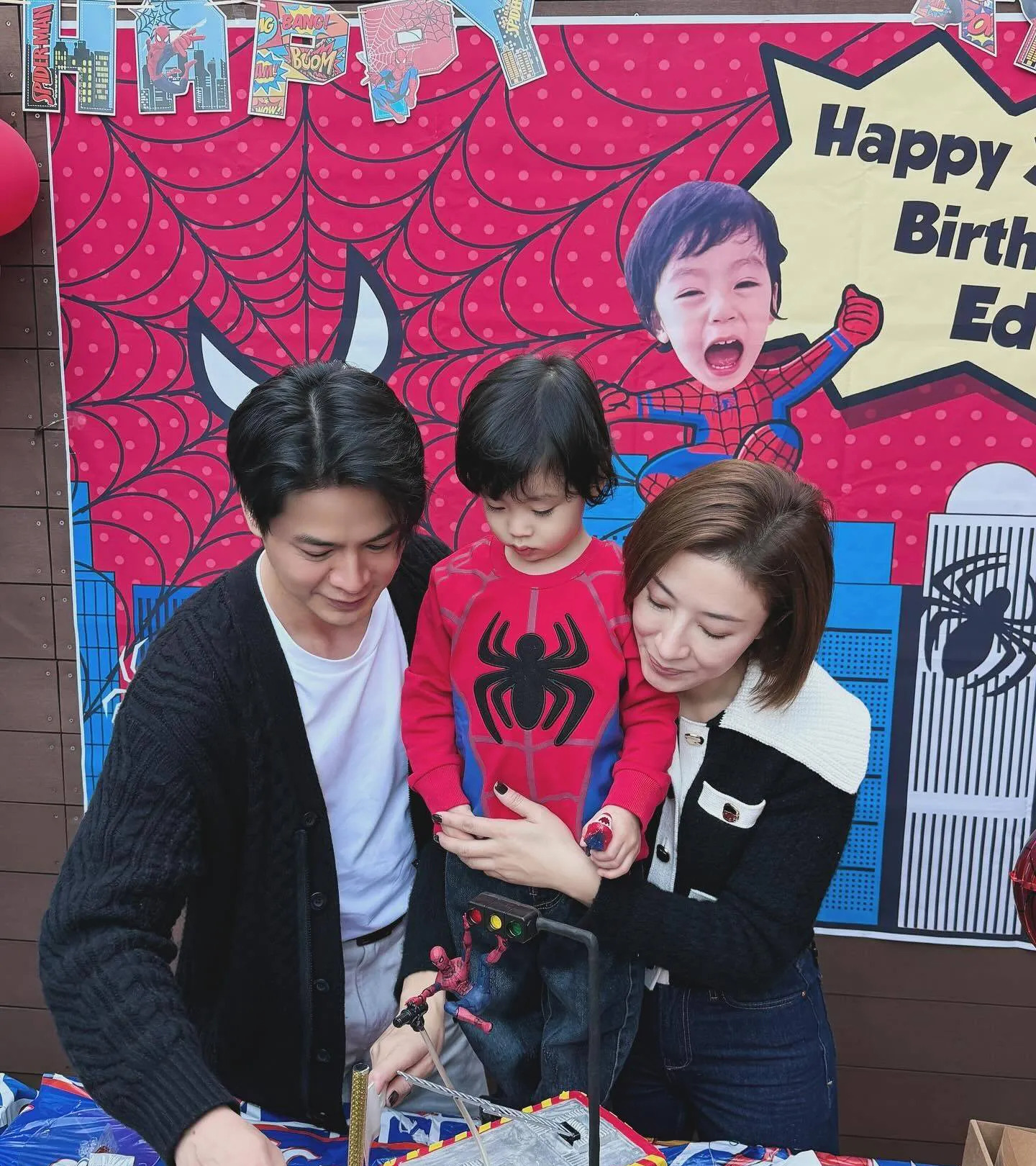 罗仲谦杨怡 罗仲谦杨怡婚礼花絮