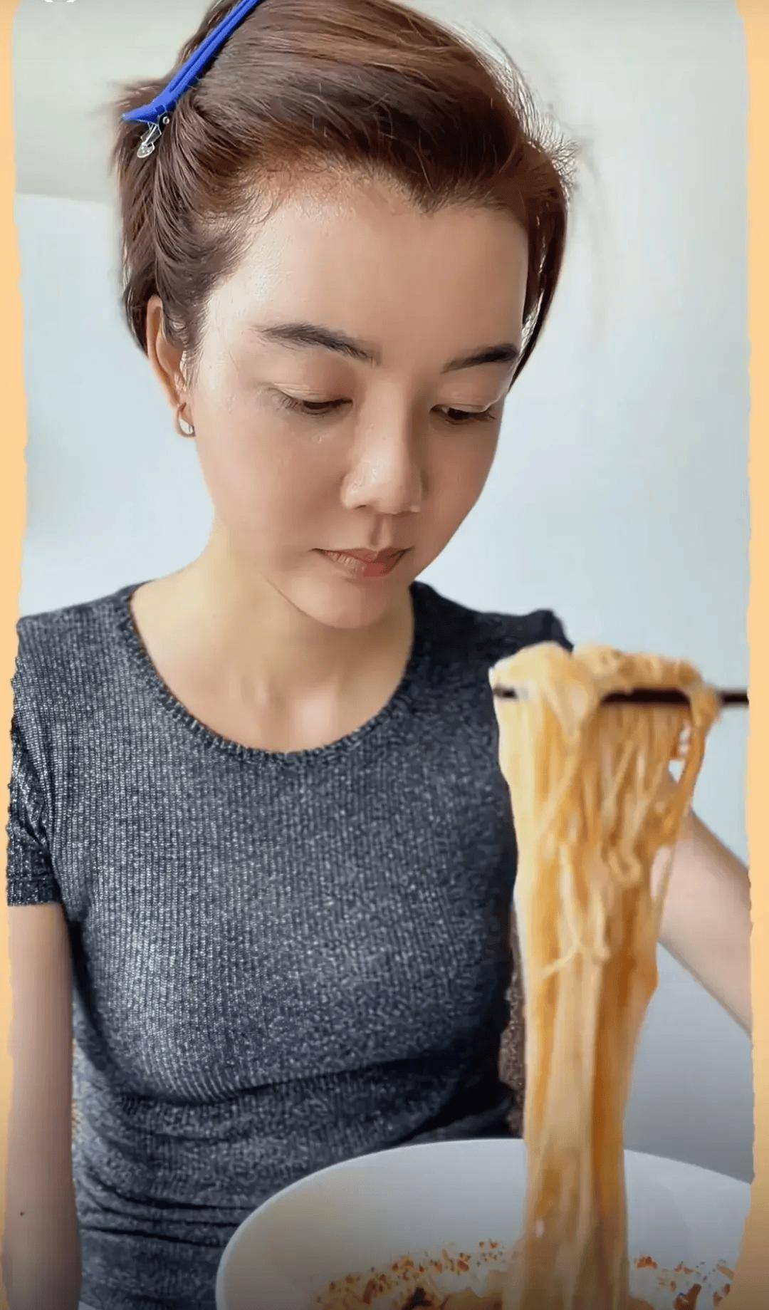 车晓不能生育的原因 车晓为何结婚