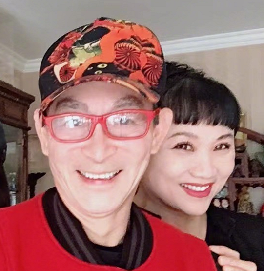 六小龄童晒合照 六小龄童晒合照心情包 六小龄童晒合照 六小龄童晒合照心情包