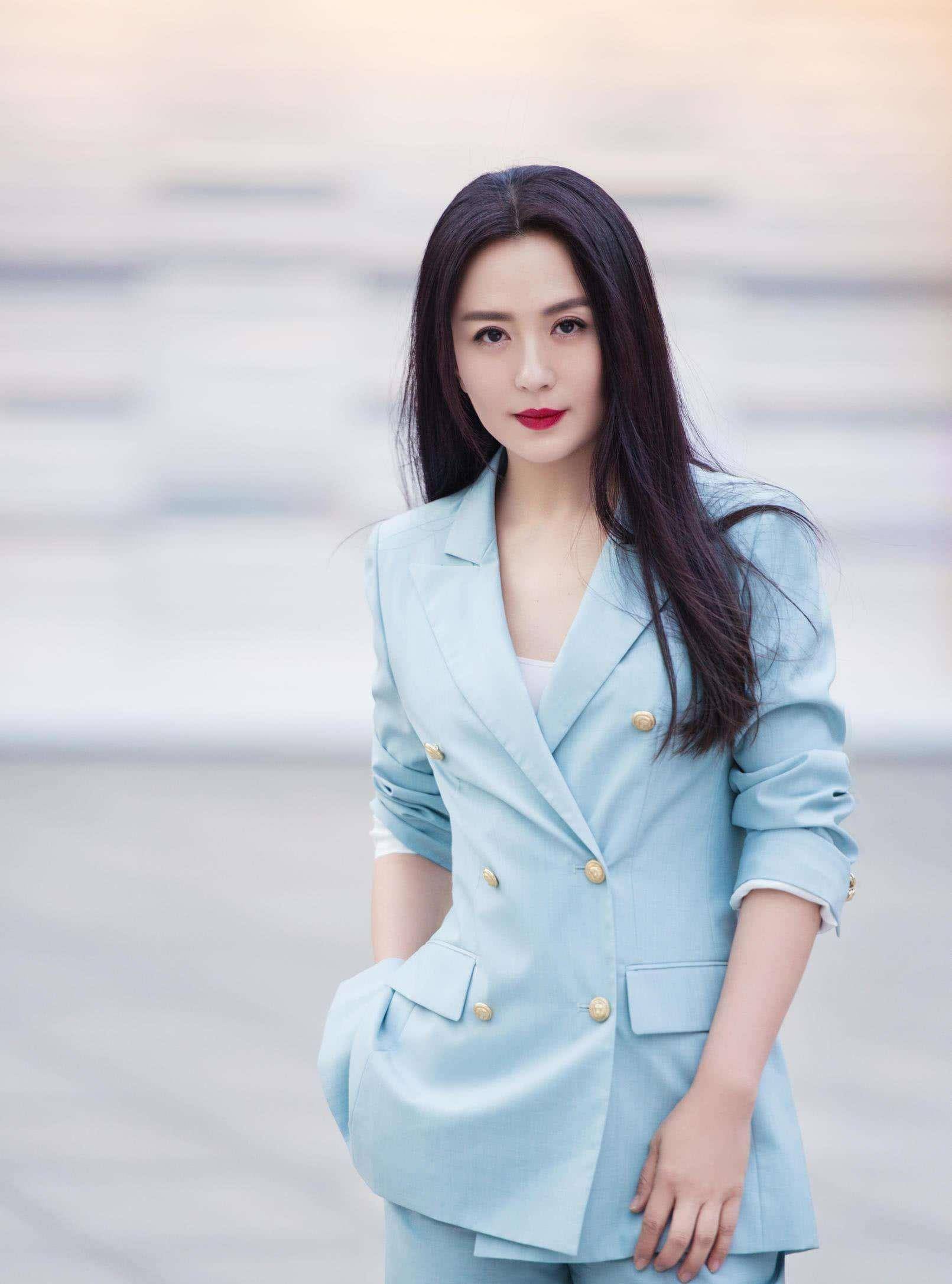杨童舒个人资料 杨童舒个人资料简介,身高,年龄 