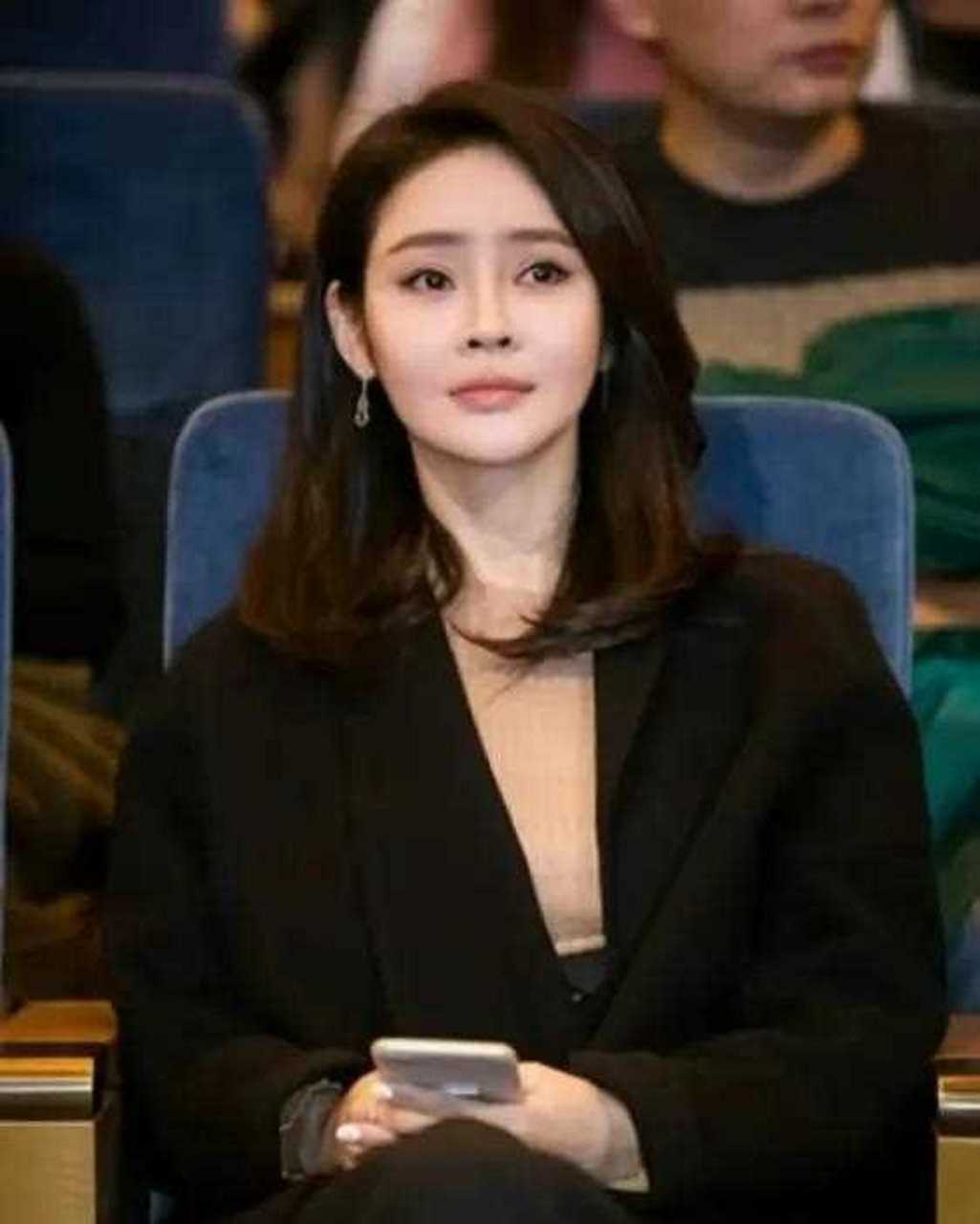 门第女主角于明加 门第女主角于明加小说