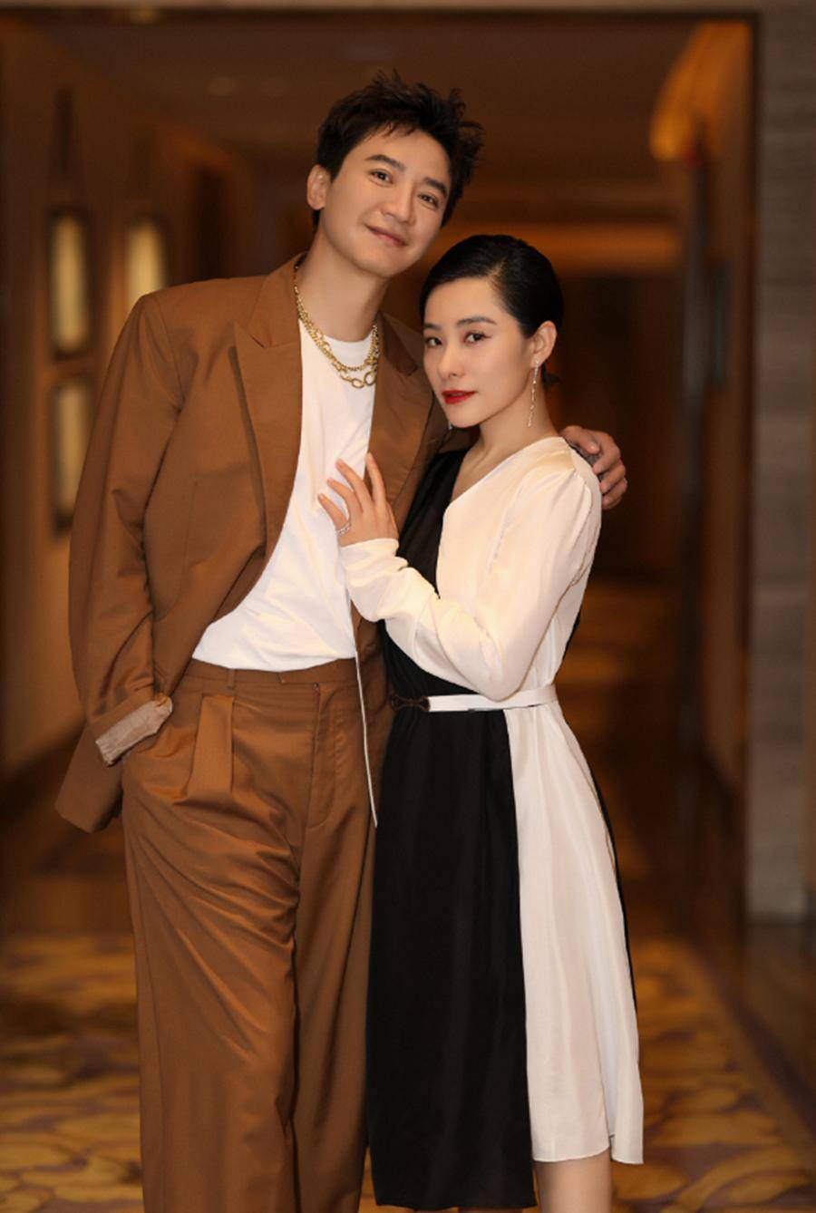 刘璇结过几次婚 刘璇和谁谈过恋爱 