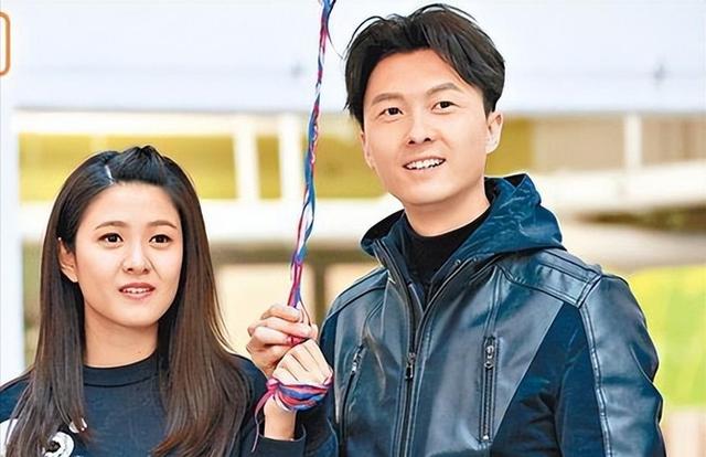 王浩信小三 王浩信与妻子 